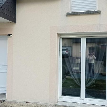 Au Bonheur Du Logis Hotell Fougères Exteriör bild