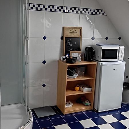 Au Bonheur Du Logis Hotell Fougères Exteriör bild